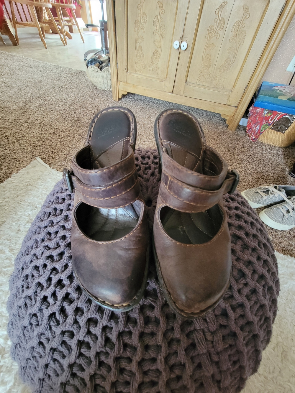 Brown Leather Mary Jane Clogs with Strap Sz 6
